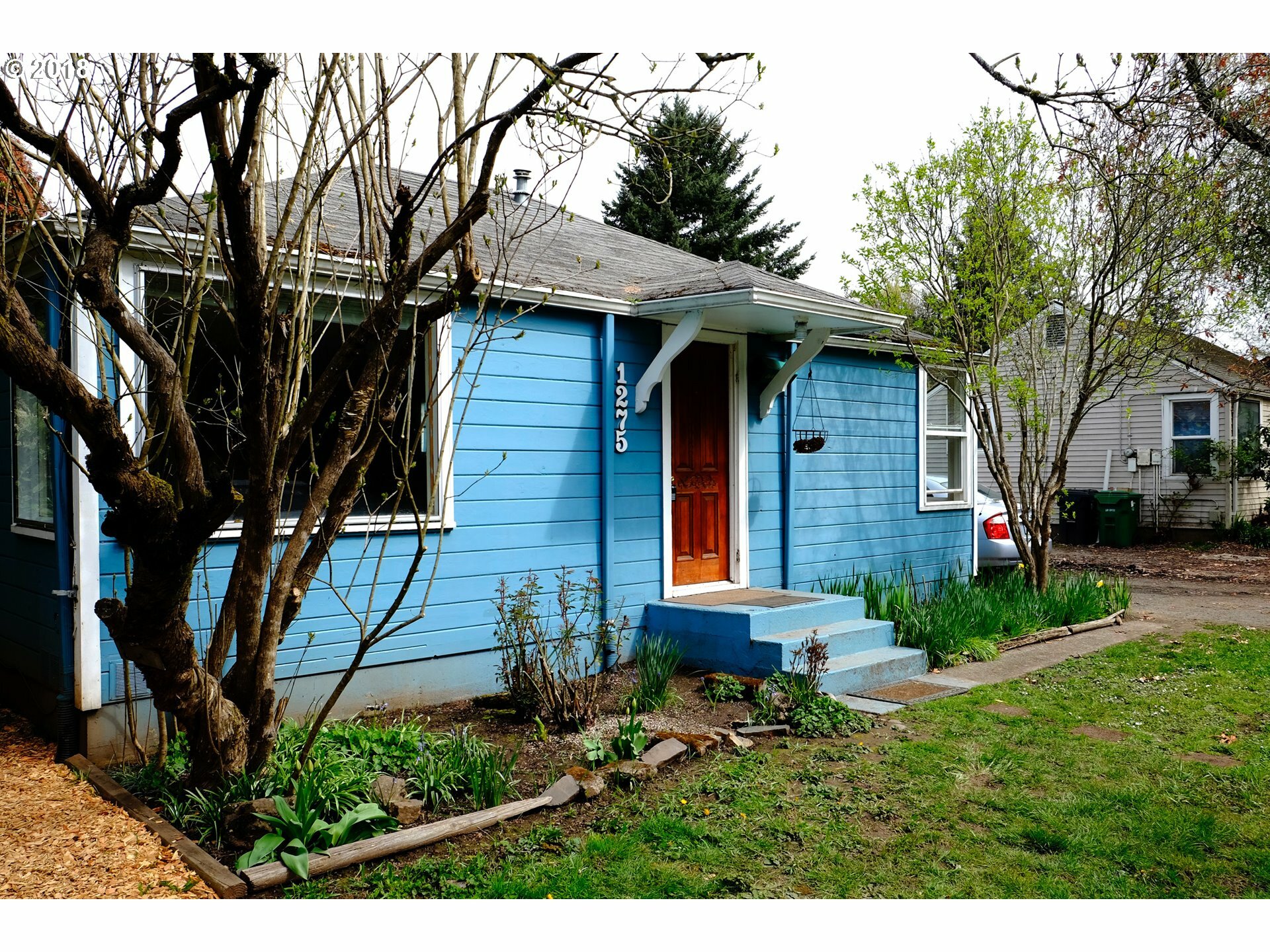 Property Photo:  1275 Bailey Ave  OR 97402 