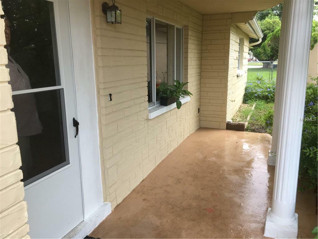 Property Photo:  3347 Williamsburg Loop  FL 34691 