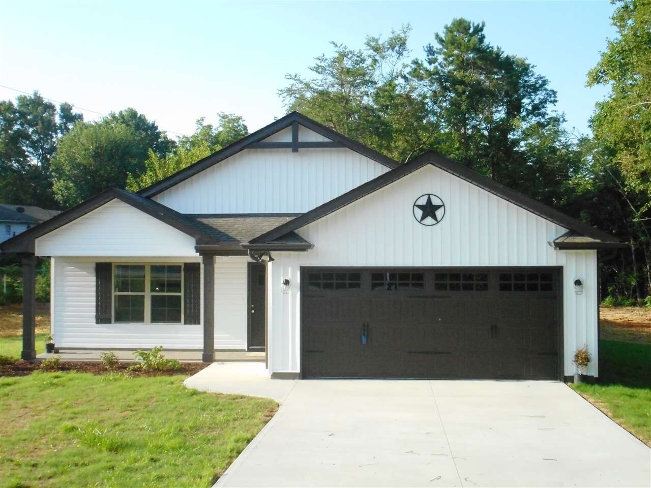 Property Photo: 5 Charles Street Lot 4 SC 29365