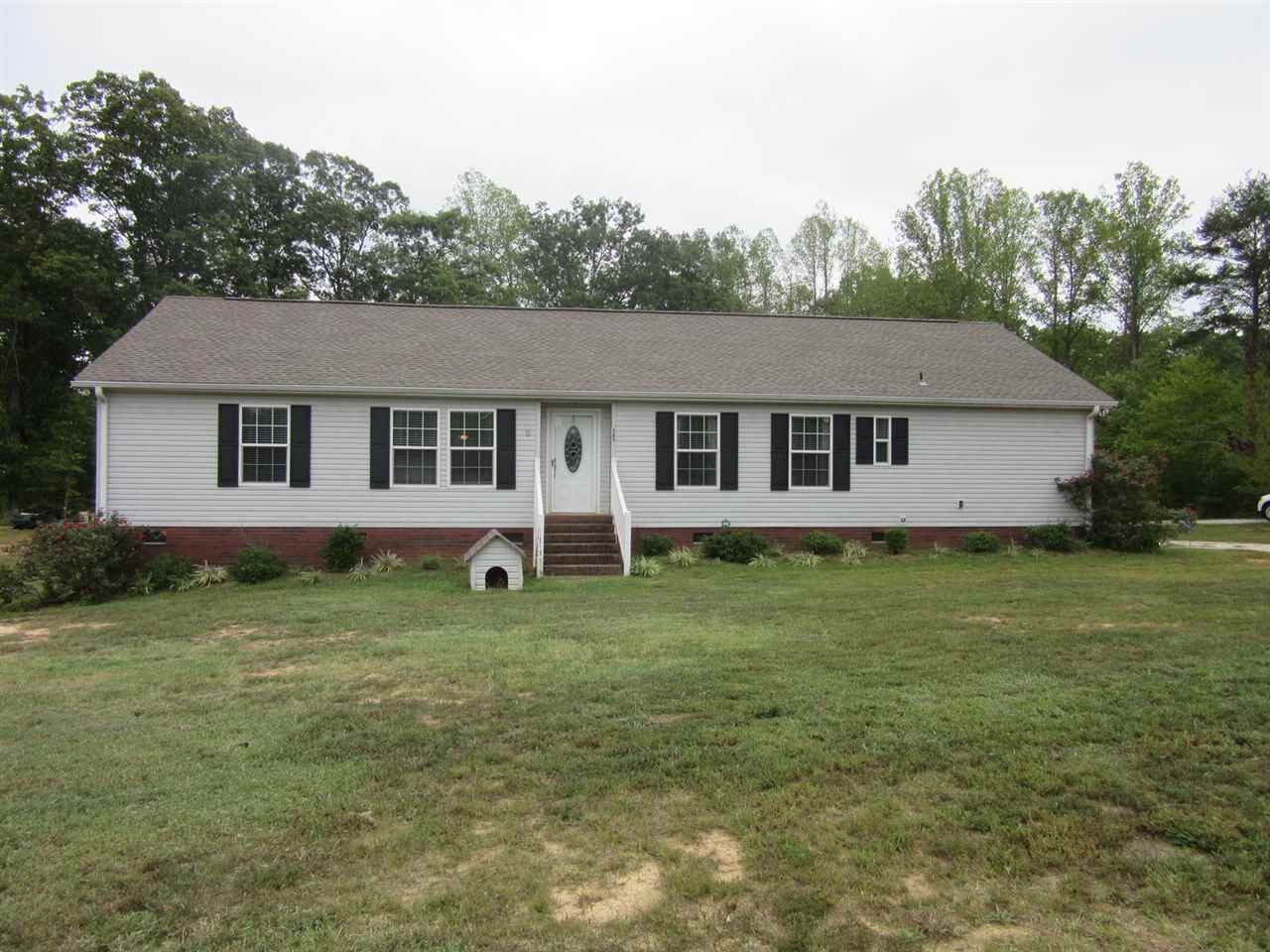 Property Photo: 565 Clifdale Road SC 29307
