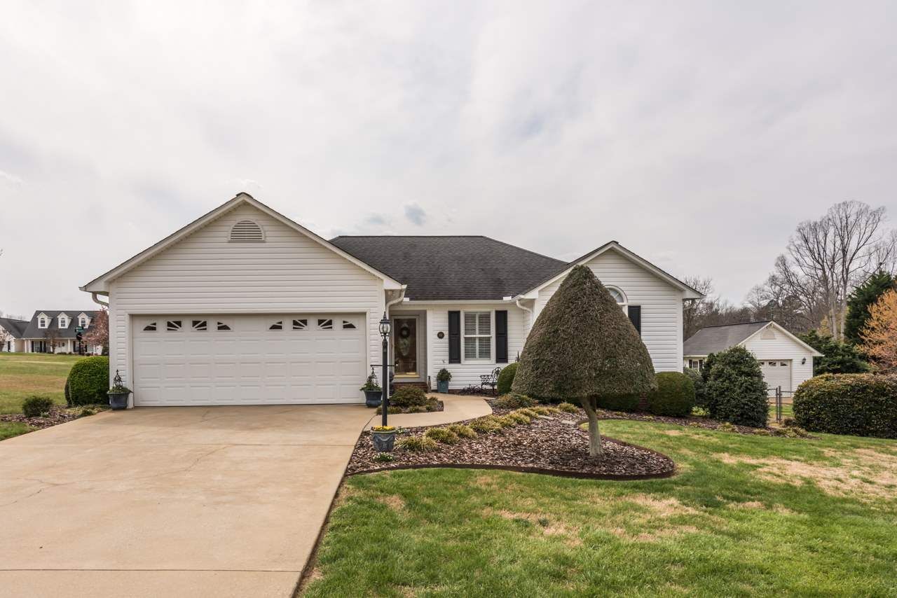 Property Photo:  331 Shallowford Drive  SC 29316 
