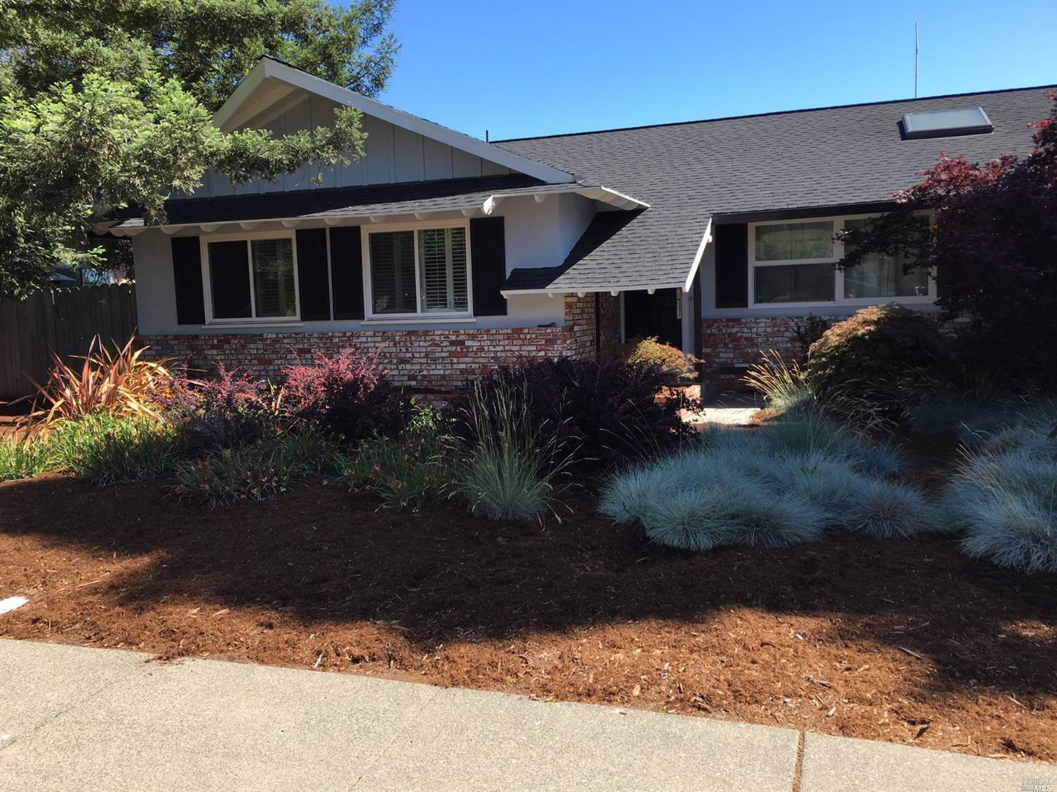 Property Photo: 138 Corte Alta CA 94949