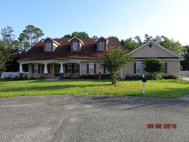 Property Photo: 2940 Sisters Court FL 32068