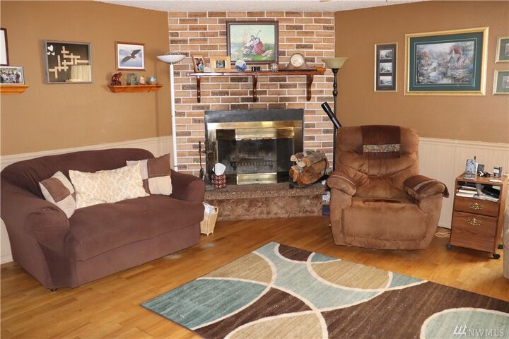 Property Photo:  183 W Fredson Rd  WA 98584