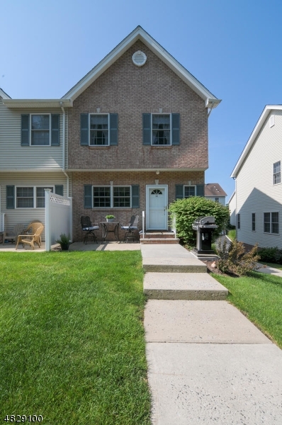 Property Photo:  14 Riga Ct 14  NJ 07076 