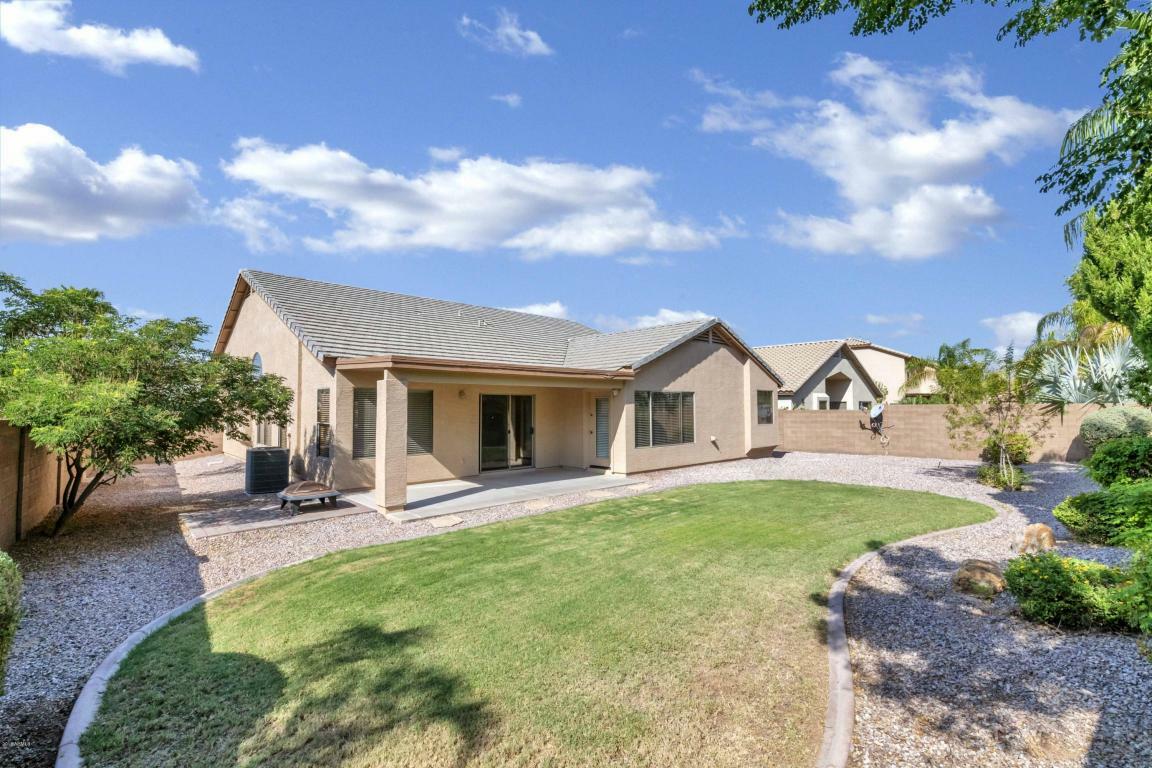 Property Photo: 4522 E Desert Sands Drive AZ 85249