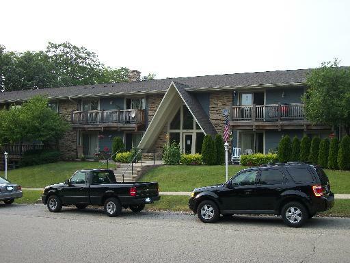 Property Photo: 300 Opatrny Drive 224 IL 60021