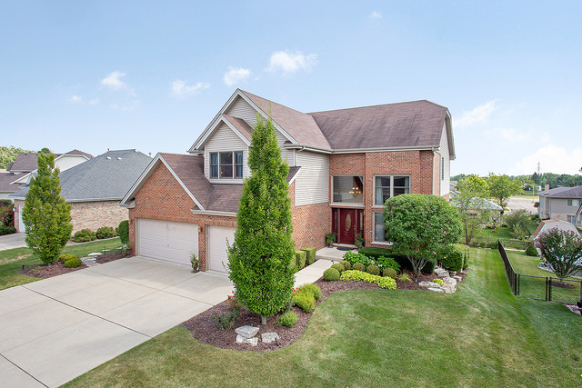 Property Photo:  12453 Rosewood Drive  IL 60491 