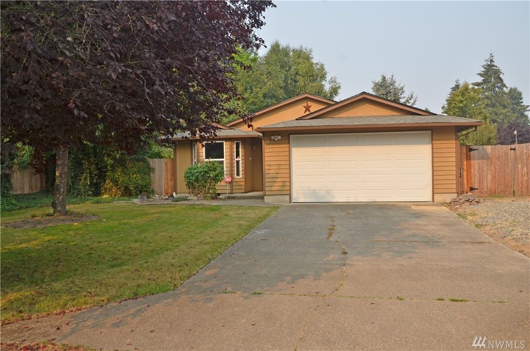 Property Photo:  13106 108th Avenue Ct E  WA 98374 