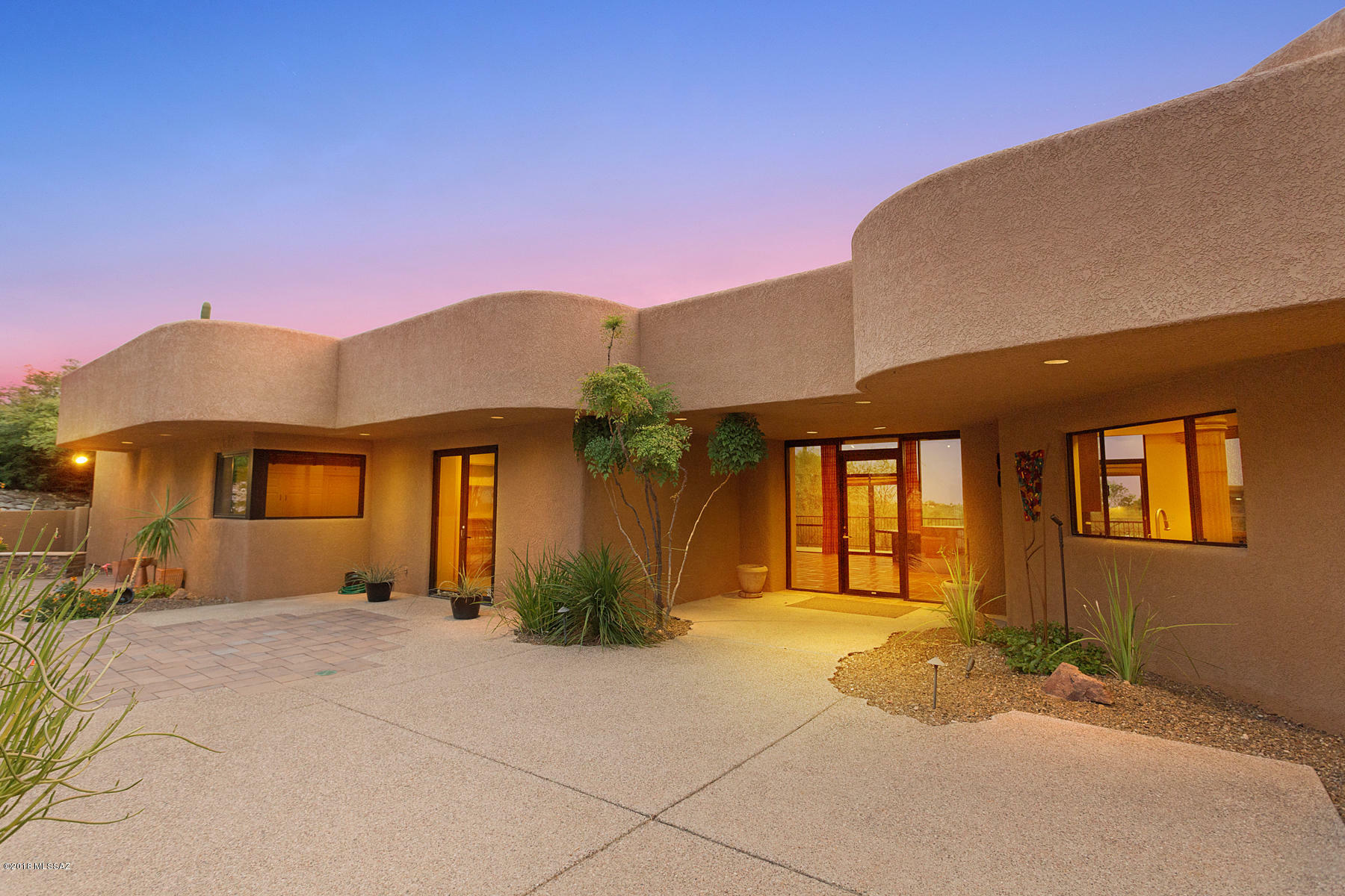 Property Photo: 5900 E Placita Alta Reposa AZ 85750