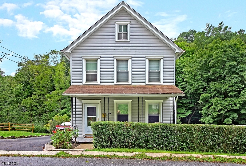 Property Photo:  92 E Main St  NJ 08829 