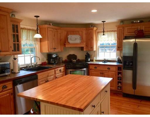 Property Photo:  14 Oak Ridge Rd.  MA 02360 