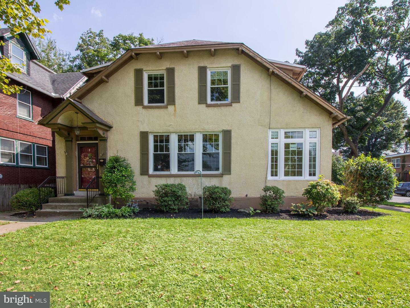 Property Photo: 239 Seneca Street PA 17110