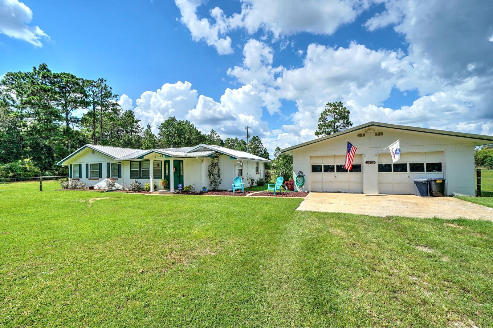 Property Photo: 11629 Owenwood Road FL 32438