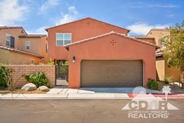 Property Photo:  452 Via De La Paz  CA 92211 