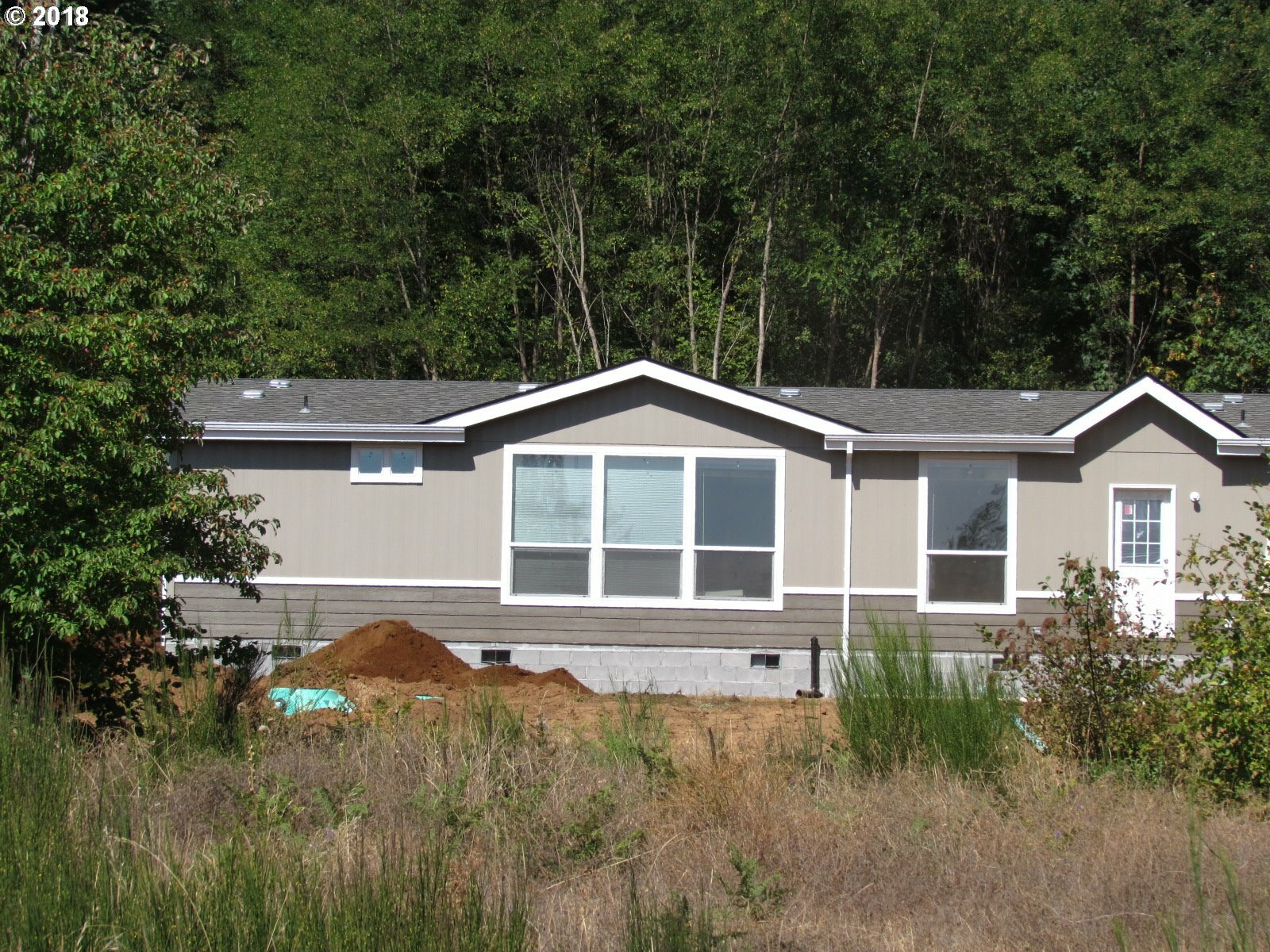 Property Photo:  19 Myers Rd  WA 98672 