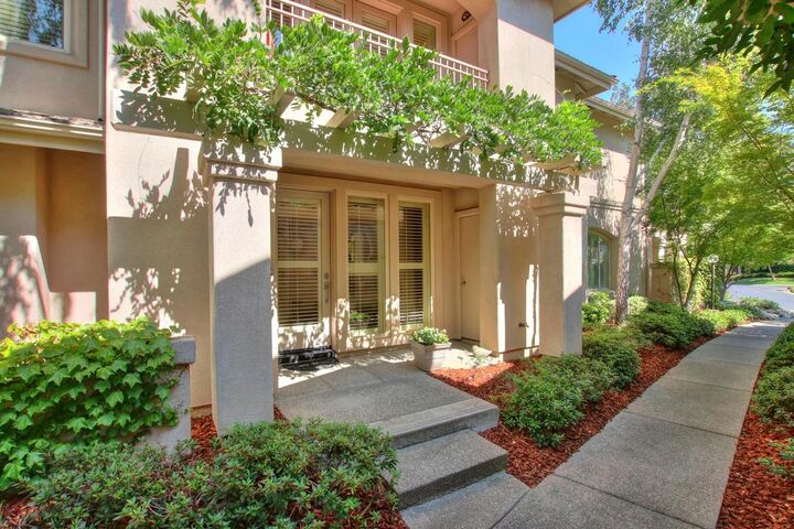 11291 Stanford Court Lane 802  Gold River CA 95670 photo