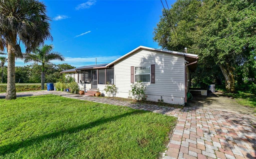 Property Photo:  902 Mill Creek Road  FL 34212 