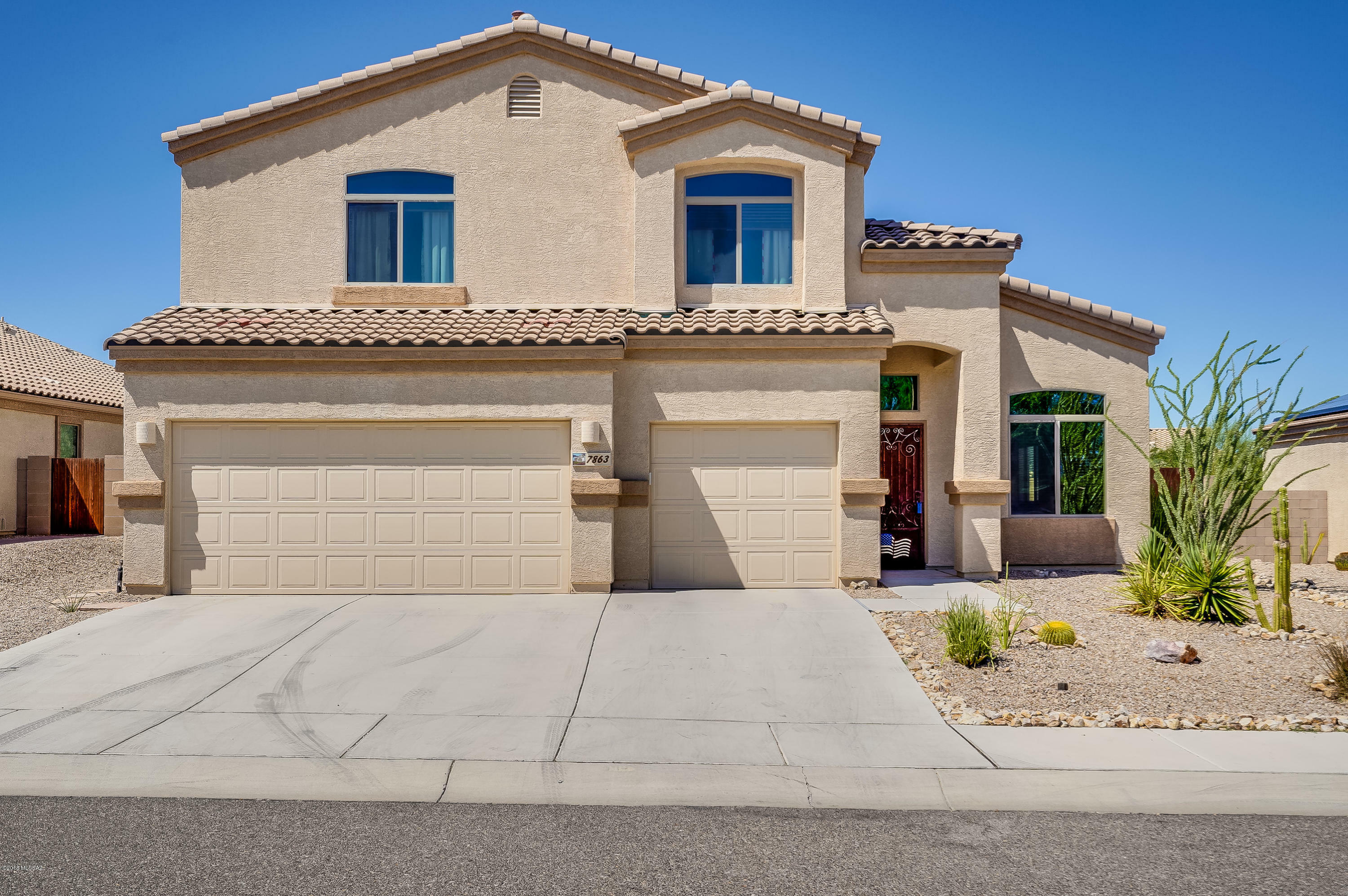 Property Photo:  7863 N Window Trail  AZ 85743 