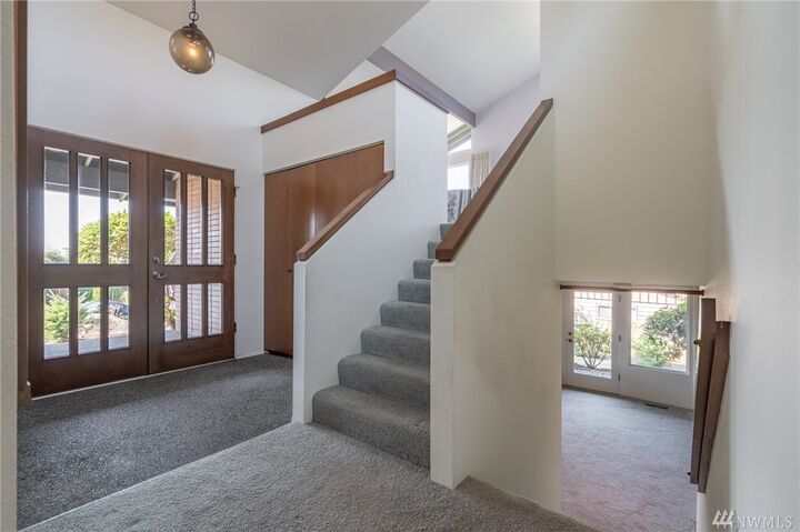 Property Photo: 1008 E Toledo WA 98229