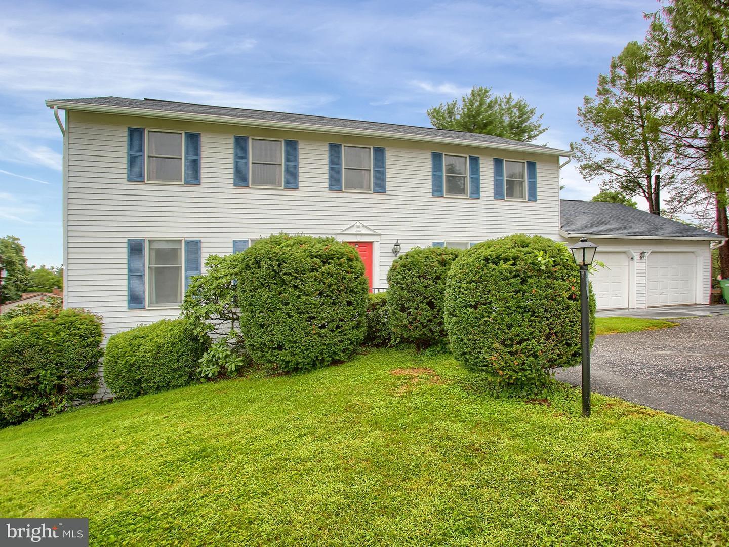 Property Photo: 3809 Crooked Hill Road PA 17110