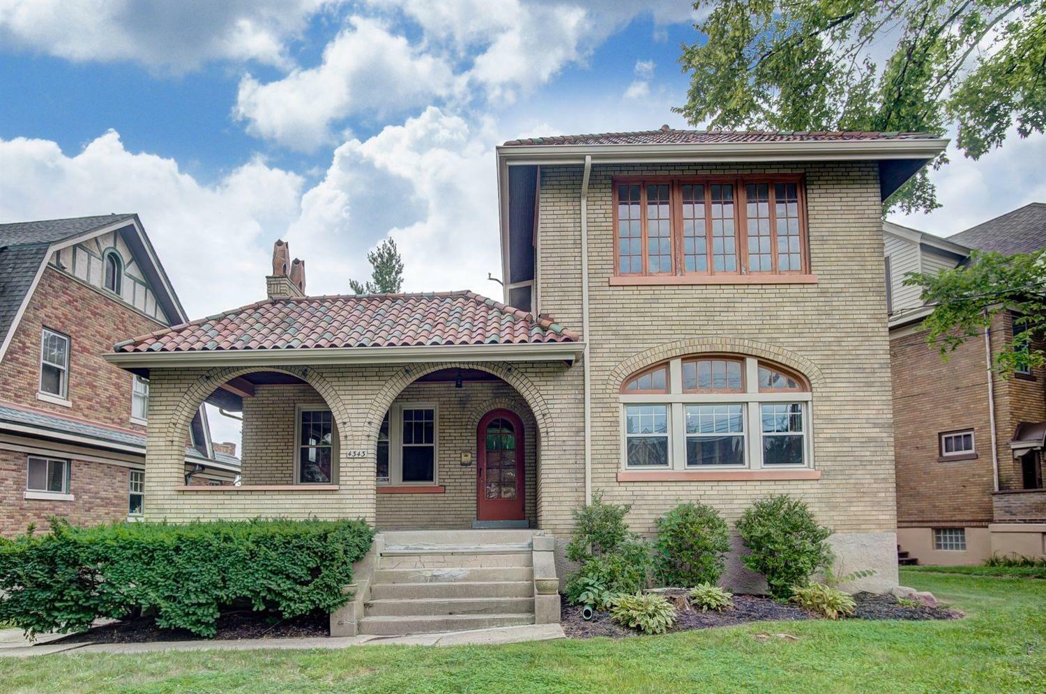 Property Photo: 4343 Ridgeview Avenue OH 45238