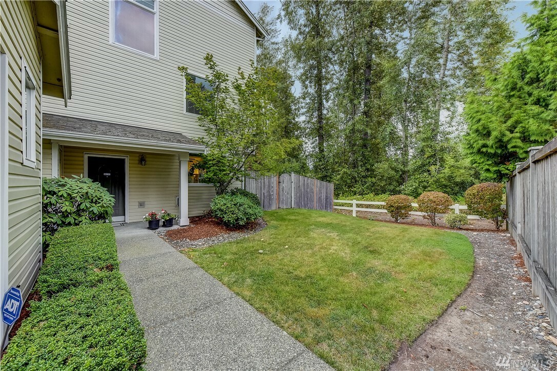 Property Photo:  15806 18th Ave W A-103  WA 98087 