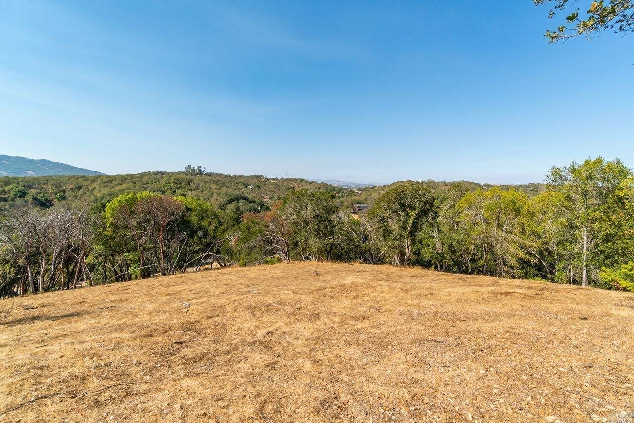 Property Photo:  120 Atherton Oaks Drive  CA 94945 