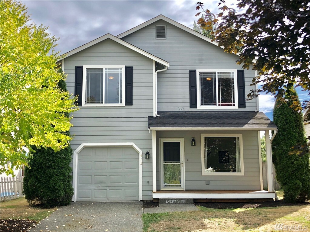 Property Photo: 412 Cedar Ave WA 98294