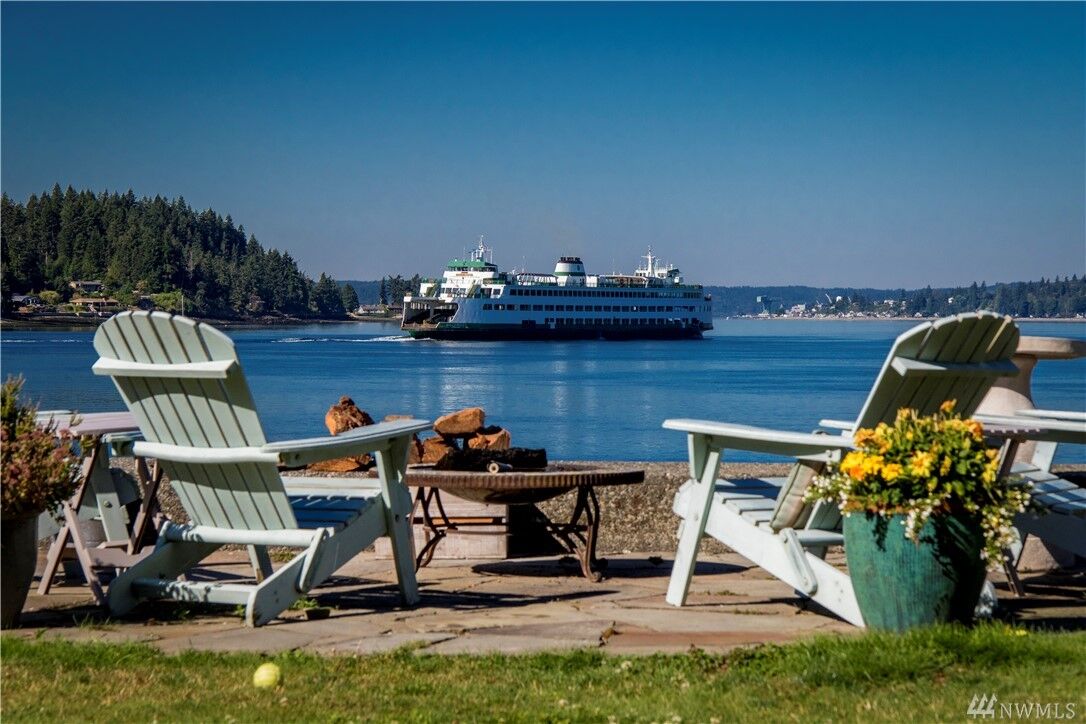 Property Photo:  3885 Pleasant Beach Dr  WA 98110 