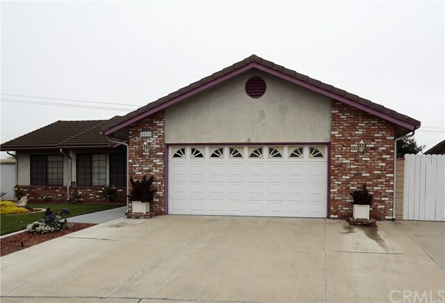 Property Photo:  1026 Skylark Court  CA 93455 