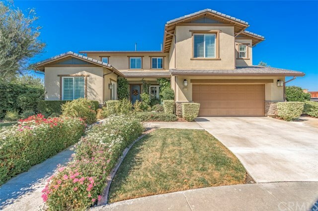 Property Photo: 3315 Paseo De Valle CA 92503