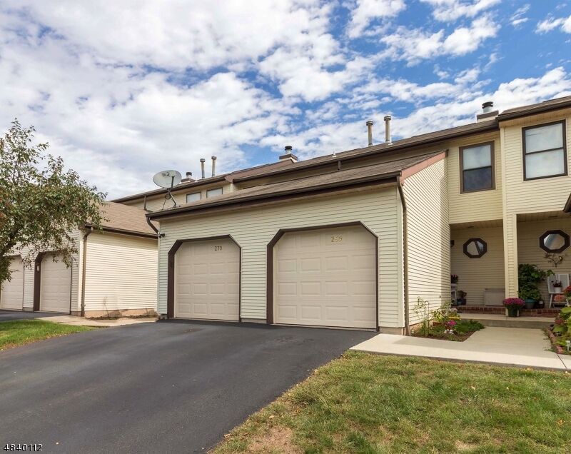 Property Photo: 269 Spruce Ct NJ 08822