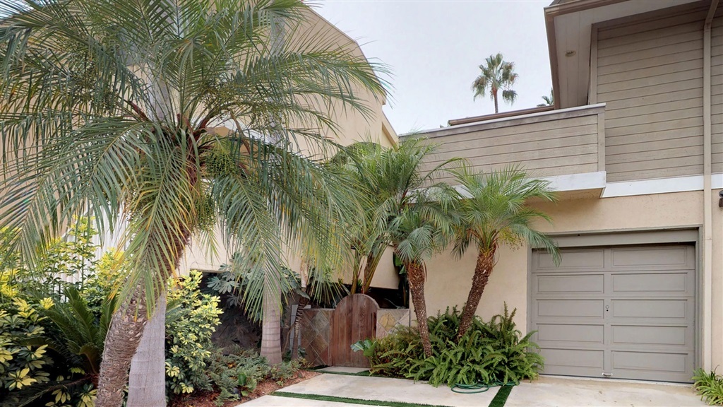 Property Photo: 4633 Park Drive CA 92008