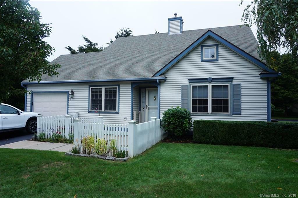 Property Photo:  2 Meetinghouse Lane 2  CT 06357 