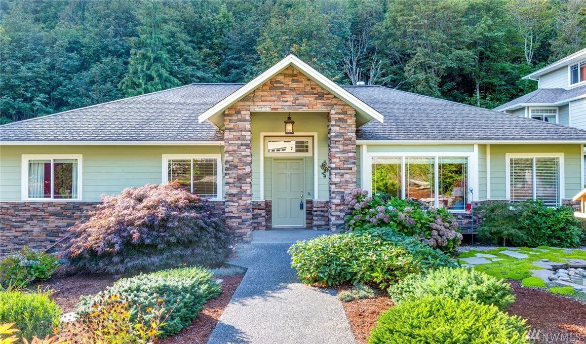 Property Photo: 3373 Topaz Ct WA 98226