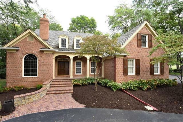Property Photo: 16811 Country Club Drive MO 64012