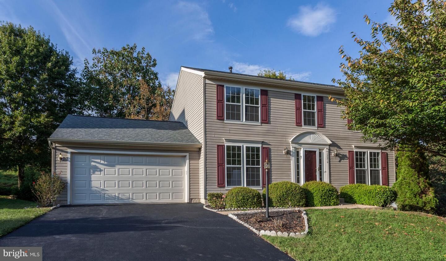 Property Photo:  12050 Mouser Place  VA 22192 