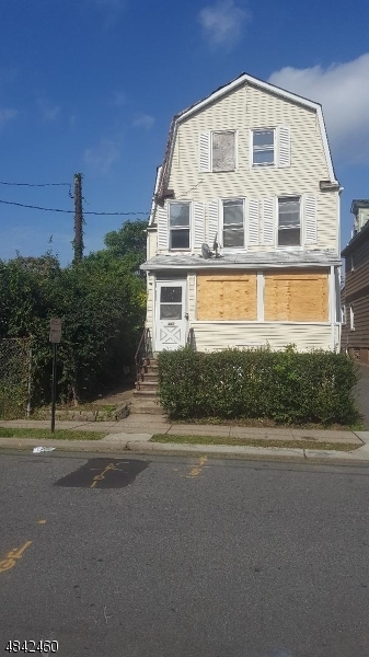 Property Photo:  443 Burnside St  NJ 07050 