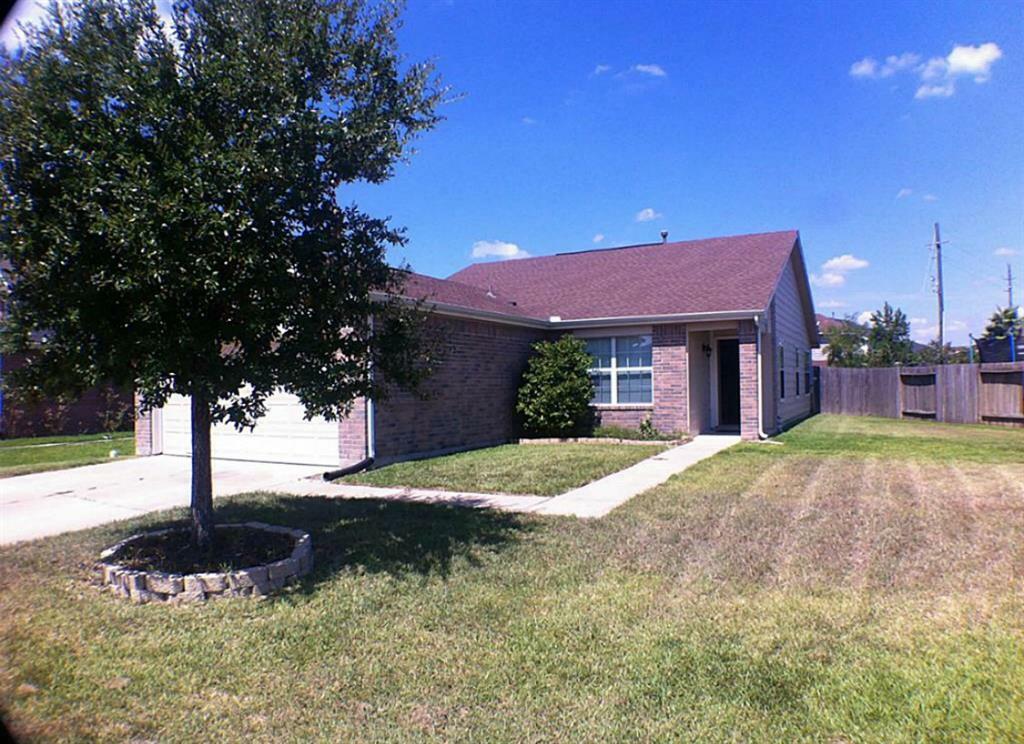 Property Photo:  3427 Legends Wild Drive  TX 77386 