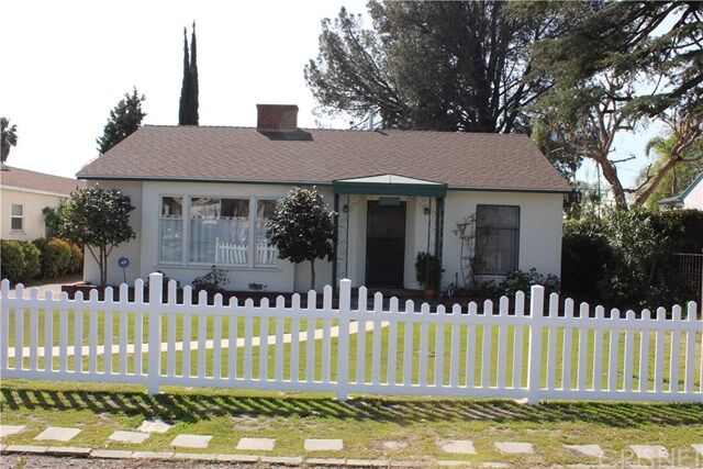 Property Photo:  11448 Delano Street  CA 91606 