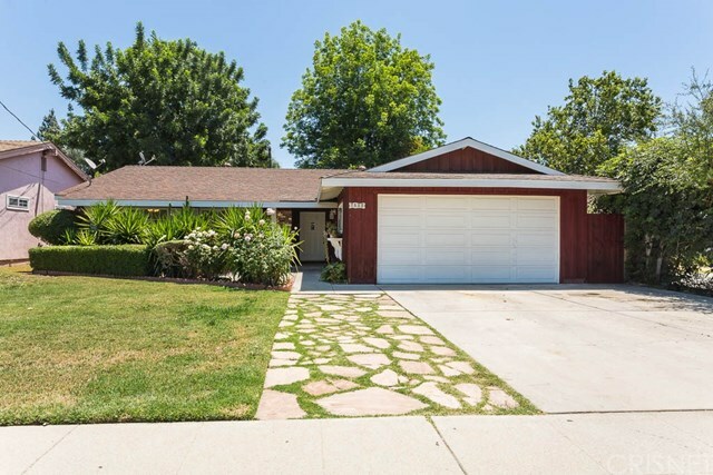 Property Photo:  7532 Garden Grove Avenue  CA 91335 