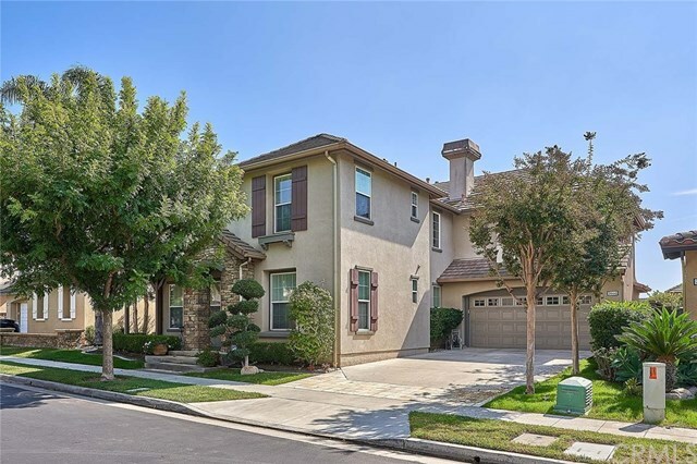 Property Photo: 2046 Perkins Street CA 92833