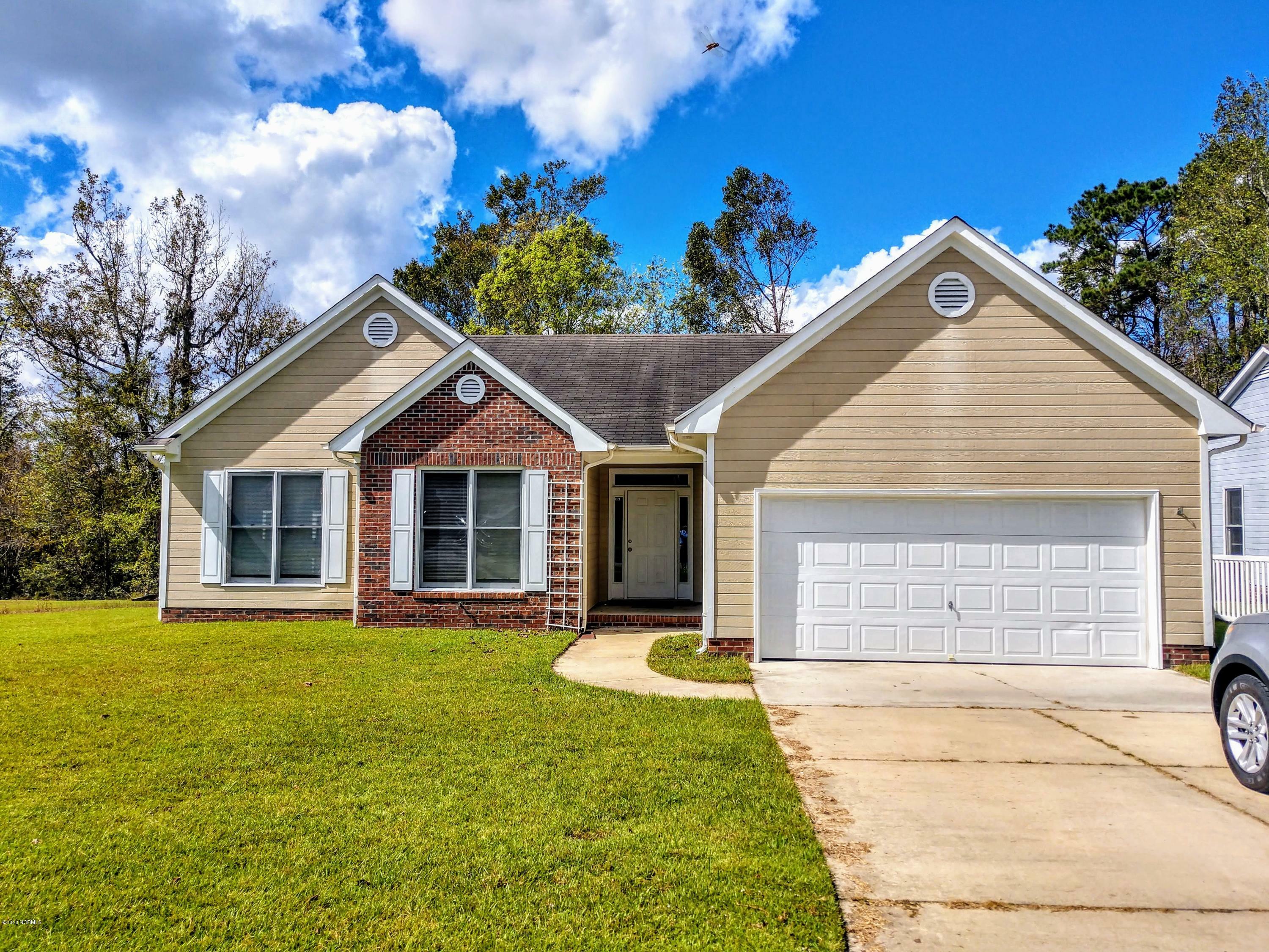 Property Photo: 540 Raintree Road NC 28540