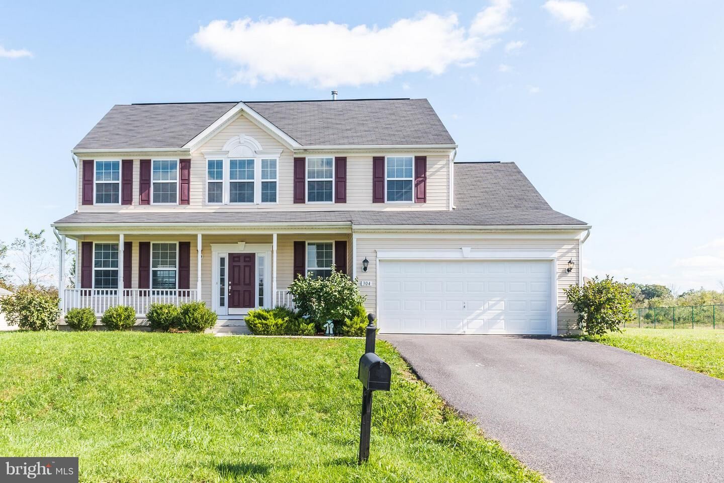 Property Photo: 304 Pierce Arrow Way WV 25401