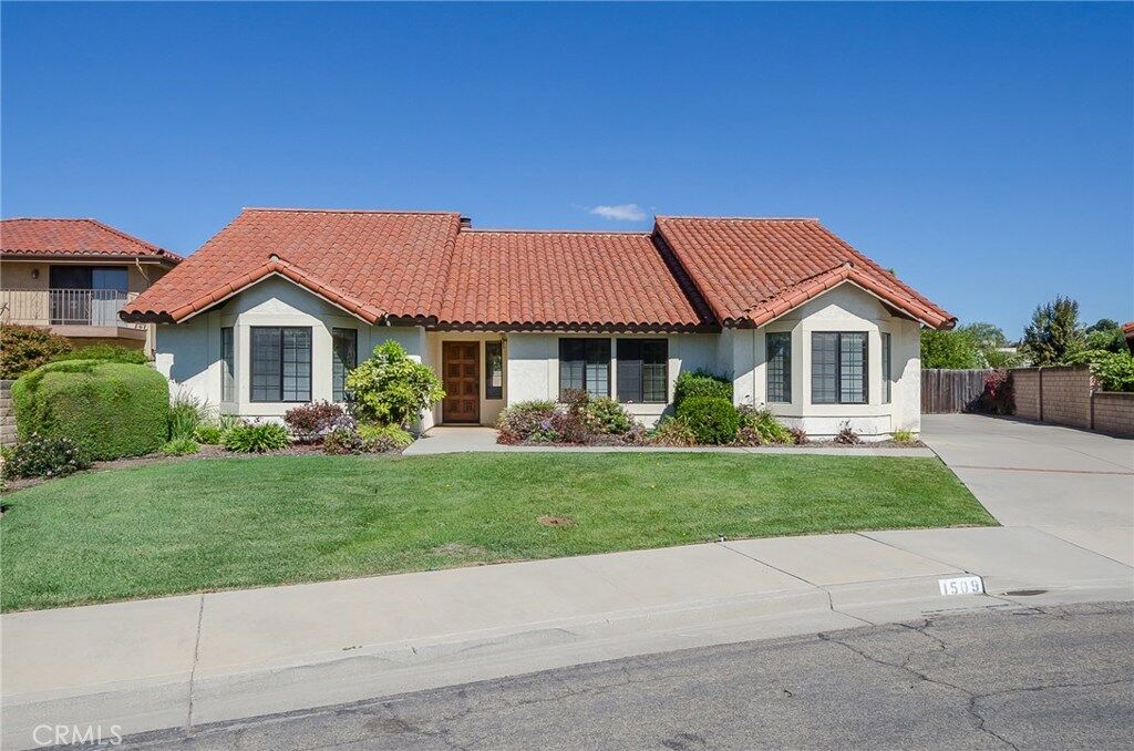 Property Photo:  1509 Goldsmith Court  CA 93454 
