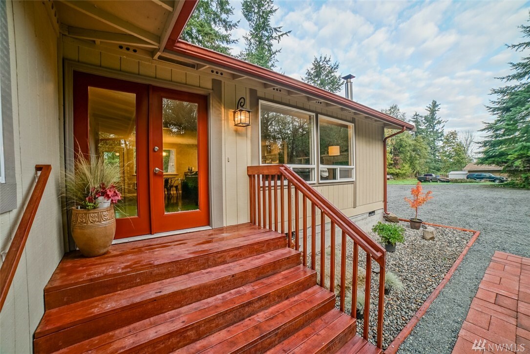 Property Photo: 8116 202nd Av Ct E WA 98391