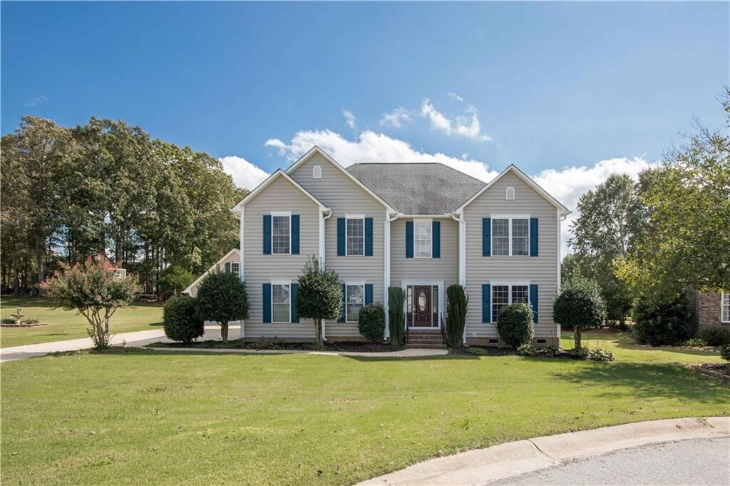 Property Photo: 107 Thom Trail SC 29642