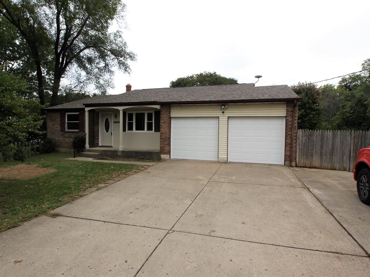 Property Photo:  9192 Zoellner Rd 9192  OH 45251 