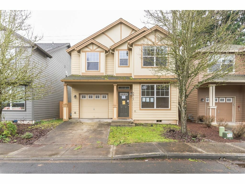 Property Photo: 5817 NE 58th Cir WA 98661